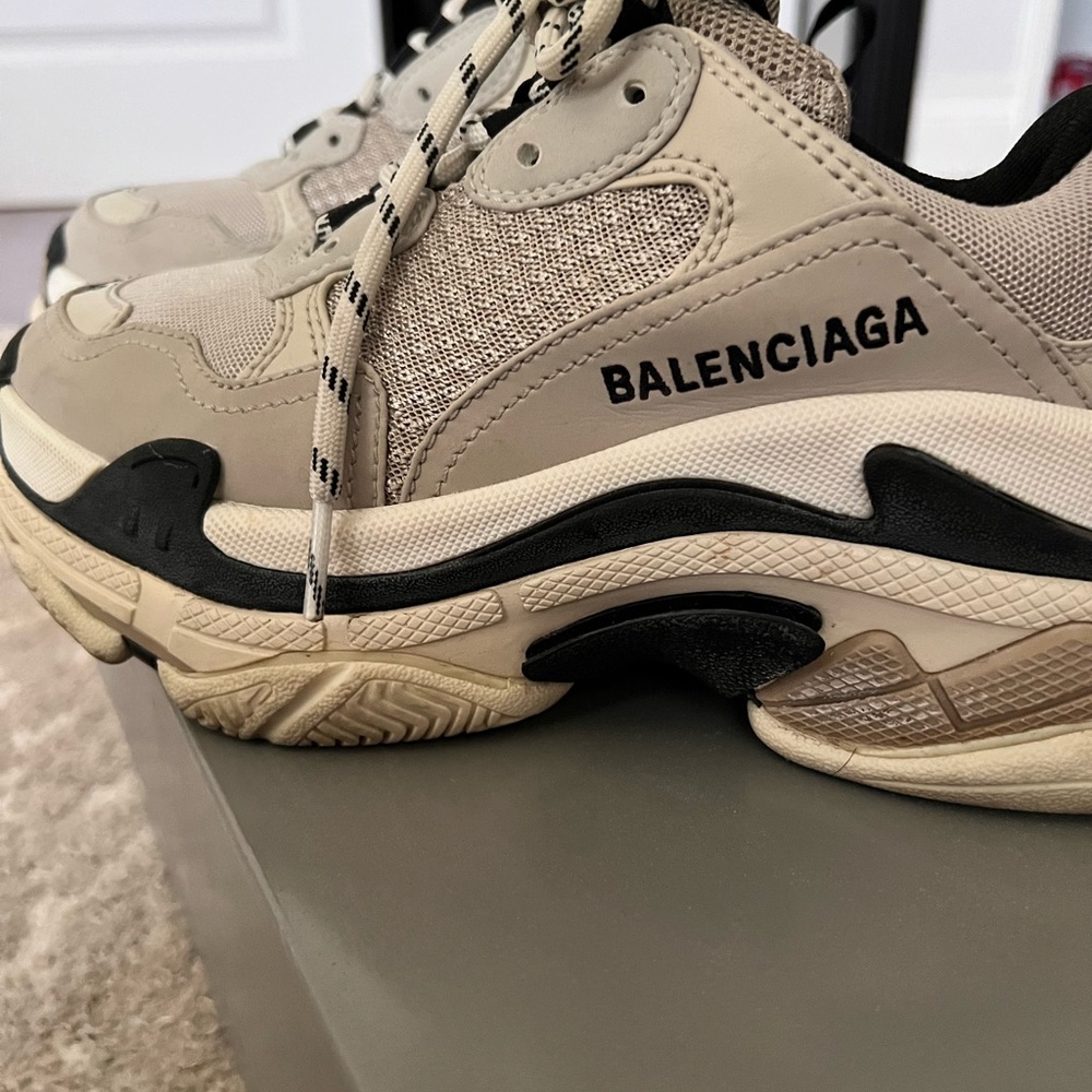 Balenciaga triple s sneaker